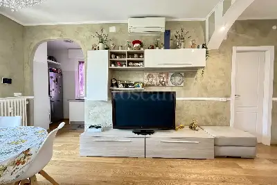 Casa in vendita, Via Angelo Inganni, Milano