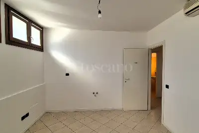 Ufficio in vendita, Via Sant'Adeodato, Cantù