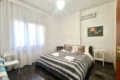 Casa in vendita, Via Ostiense, Roma