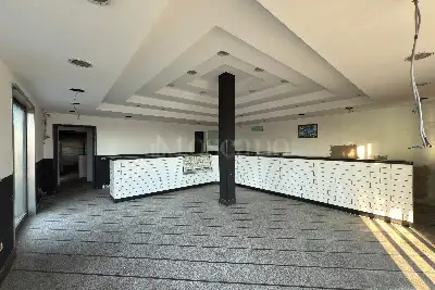 Negozio in vendita, Strada Lungomare, Latina