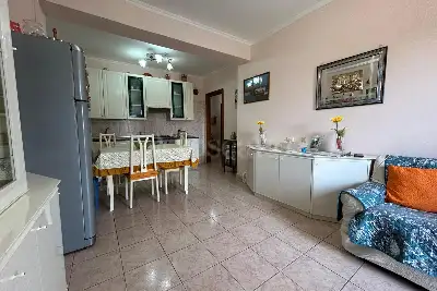 Casa in vendita, Via Zendrini, Roma