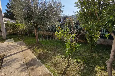 Villa in vendita, Via Fiume Tavo 27, Cappelle sul Tavo