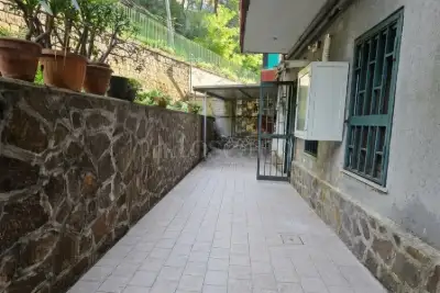 Casa in vendita, Via Consalvo, Napoli