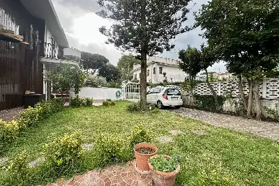 Villa Plurifamiliare in vendita, Viale Acqua Marina, Anzio