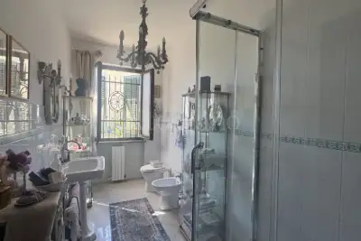 Casa in vendita, Via Teresa Bandettini, Lucca