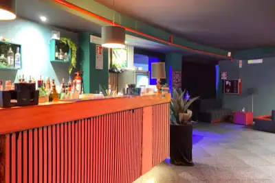 Negozio in vendita, Via Vulcano, Giardini-Naxos