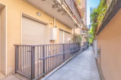 Casa in vendita, Via Raffaello Sanzio, Milano