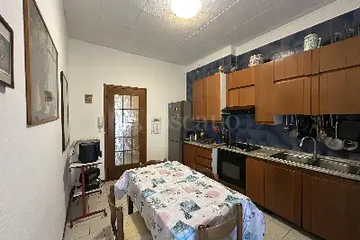 Casa in vendita, Via Curio Dentato, Milano