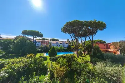 Villino a Schiera in vendita, Via Sofocle , Roma