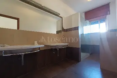 Casa in vendita, Piazza Pollastrini, Anzio