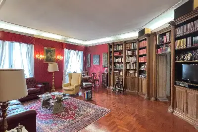 Casa in vendita, Via Farini, Roma