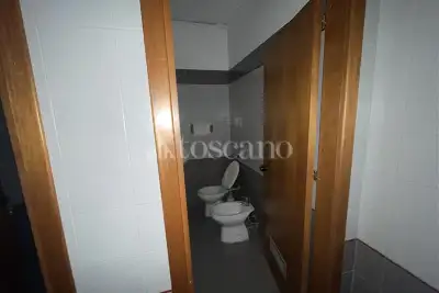 Negozio in vendita, Viale Regione Siciliana , Palermo