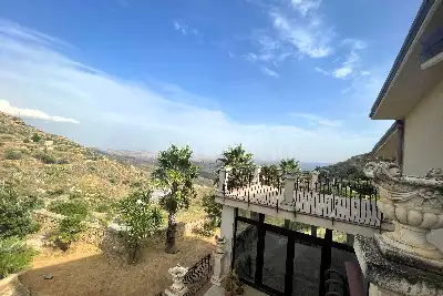 Villa in vendita, Assoro via Del Bevaio, Assoro