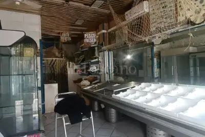 Negozio in affitto, Via Leopoldo Ruspoli, Roma