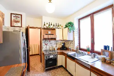 Casa Indipendente in vendita, Via Alla Zocca, Como