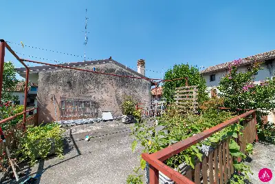Villino a Schiera in vendita, Via Prasecco, Pordenone