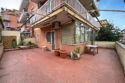 Casa in vendita, Via Baveno, Roma