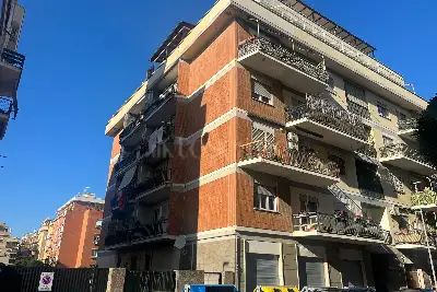 Casa in vendita, Via Francesco Grenet, Roma