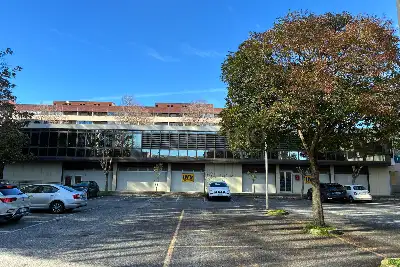 Negozio in vendita, Via Mosca, Roma