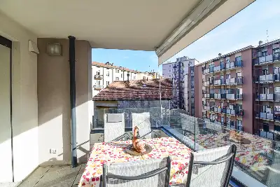 Casa in vendita, Viale Giulio Cesare, Como