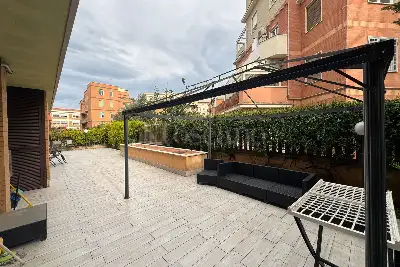 Casa in vendita, Piazza dei Canotti, Roma