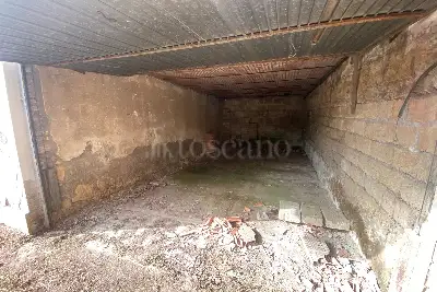 Box in vendita, Via Gabriele Paleotti, Roma