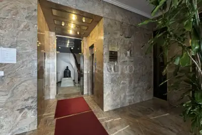 Casa in vendita, Viale Tunisia, Milano