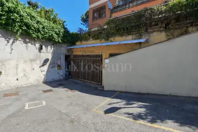 Casa in vendita, Via Apricale, Roma