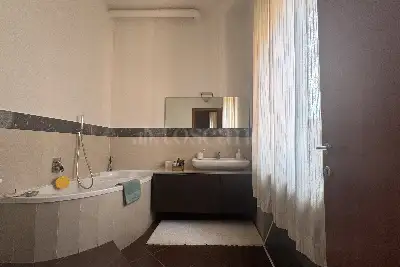 Casa in vendita, Piazza Europa, Prato