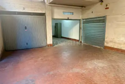 Box in vendita, Viale Spartaco, Roma