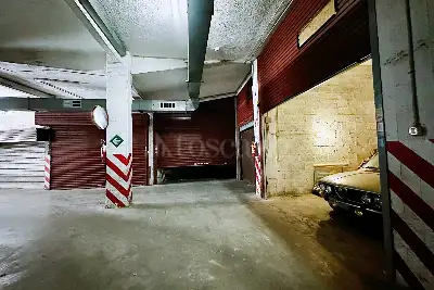 Box in vendita, Via dei Savorelli, Roma