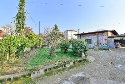 Casa Indipendente in vendita, Via Tagliamento, Como
