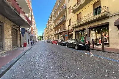 Negozio in vendita, Avellino - Via Dante, Avellino