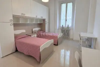 Casa in vendita, Viale Tibaldi, Milano