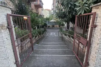 Negozio in vendita, VIA DI PIETRALATA , Roma