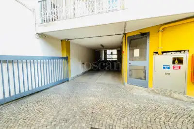 Casa in vendita, Via Egadi, Milano