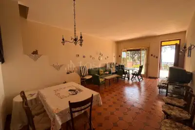 Villino a Schiera in vendita, Via Papa Giovanni XXIII, Trecastagni