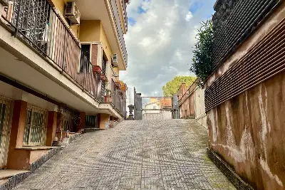 Magazzino in affitto, Via Etnea, Tremestieri Etneo