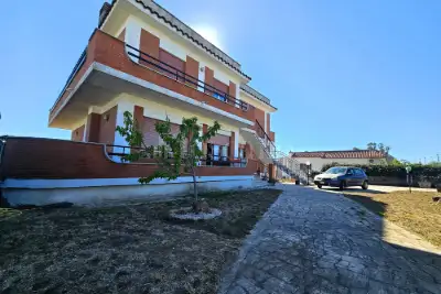 Villa in vendita, Via Rinascimento, Anzio
