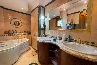 Casa in vendita, Via Louis Daguerre, Roma