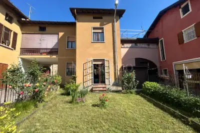 Casa Indipendente in vendita, Via Fratelli Vivenzi, Concesio