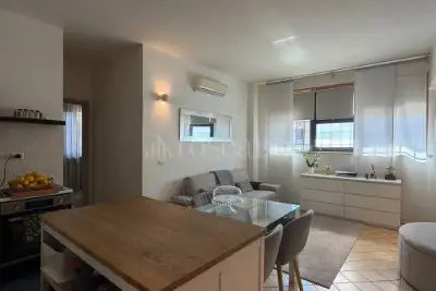 Casa in vendita, Via Monasterace, Roma