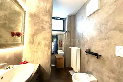 Casa in vendita, Via Achille Bizzoni, Milano