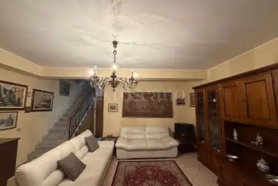 Villino a Schiera in vendita, Via Carcara, Aci Catena