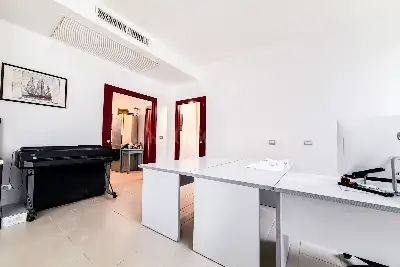 Ufficio in vendita, Via Ghana, Olbia