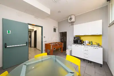 Stabile Uso Ufficio in vendita, Via Tiburtina , Roma