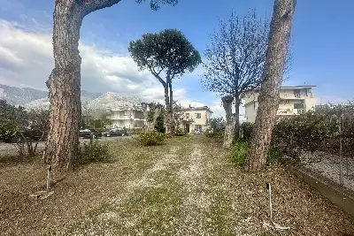 Casa Indipendente in vendita, Via Appia Lato Napoli, Formia