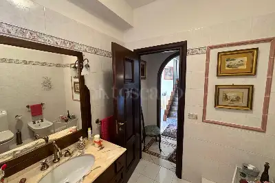 Villa in vendita, Via C. Colombo, San Pietro Clarenza