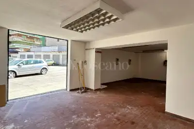 Magazzino in vendita, Via Rockfeller, Sassari