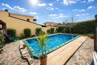 Villa Plurifamiliare in vendita, Via Elini, Fiumicino